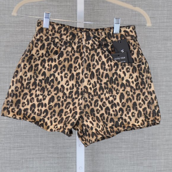 White Fox Boutique Pants - NWT White Fox Boutique Leopard Shorts - XS